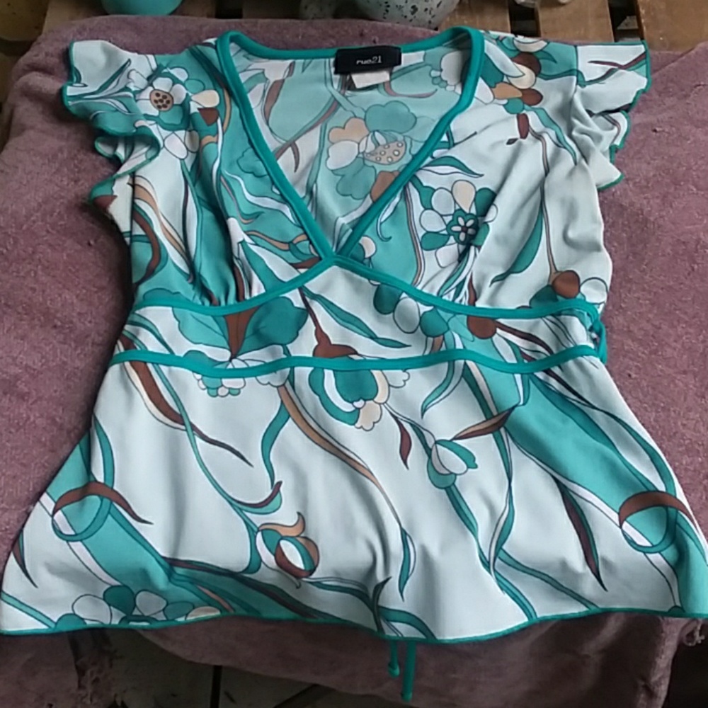 Rue21 shirt